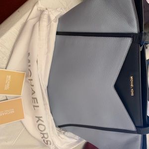 Authentic michael kors bag